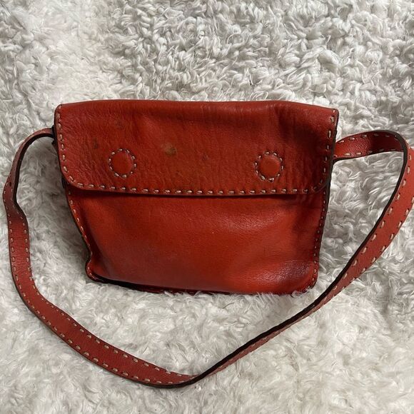 Johnny Farah New York Leather Red small shoulder bag Stitching accent. - Picture 5 of 14